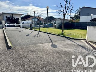  Parking / Garage � vendre 12 m�