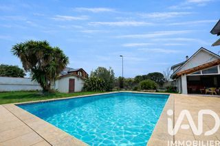  Maison � vendre 8 pi�ces 270 m�