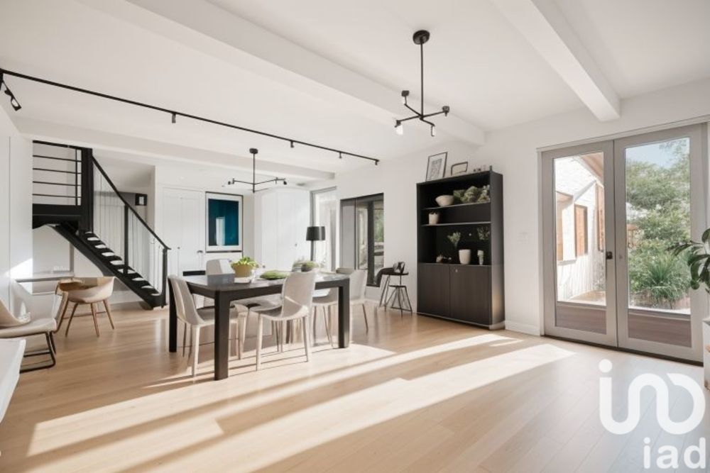 � vendre  Maison La Cadi�re-d'Azur (83740)