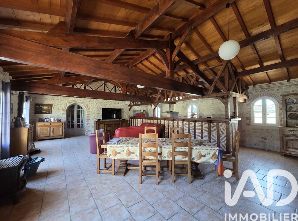 � vendre  Maison Gardonne (24680)