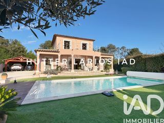  Maison � vendre 5 pi�ces 220 m�