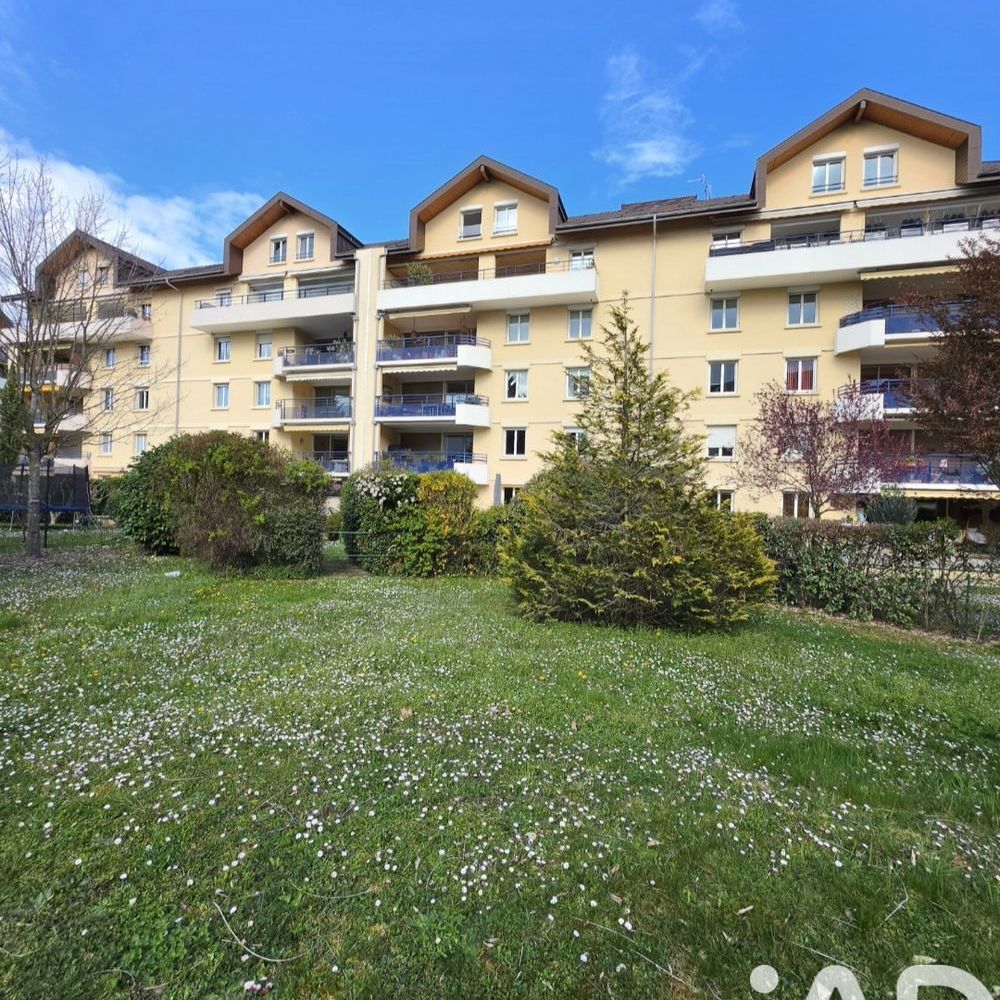 � vendre  Appartement Saint-Julien-en-Genevois (74160)