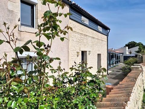   Vente Maison/villa 5 pi�ces Maison - 5 pi�ce(s) - 130 m�