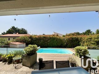  Maison � vendre 6 pi�ces 198 m�