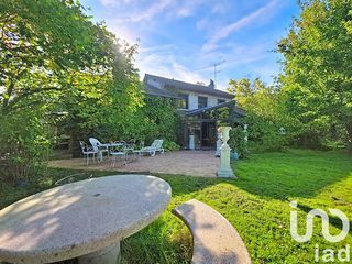  Villa � vendre 9 pi�ces 200 m�