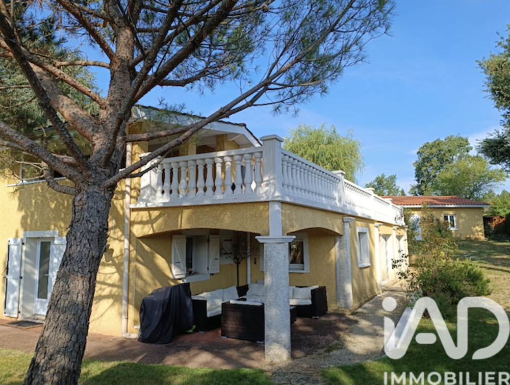 � vendre  Maison La Tour-de-Salvagny (69890)