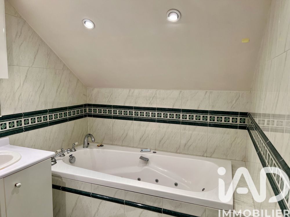 � vendre  Maison Le Mesnil-le-Roi (78600)