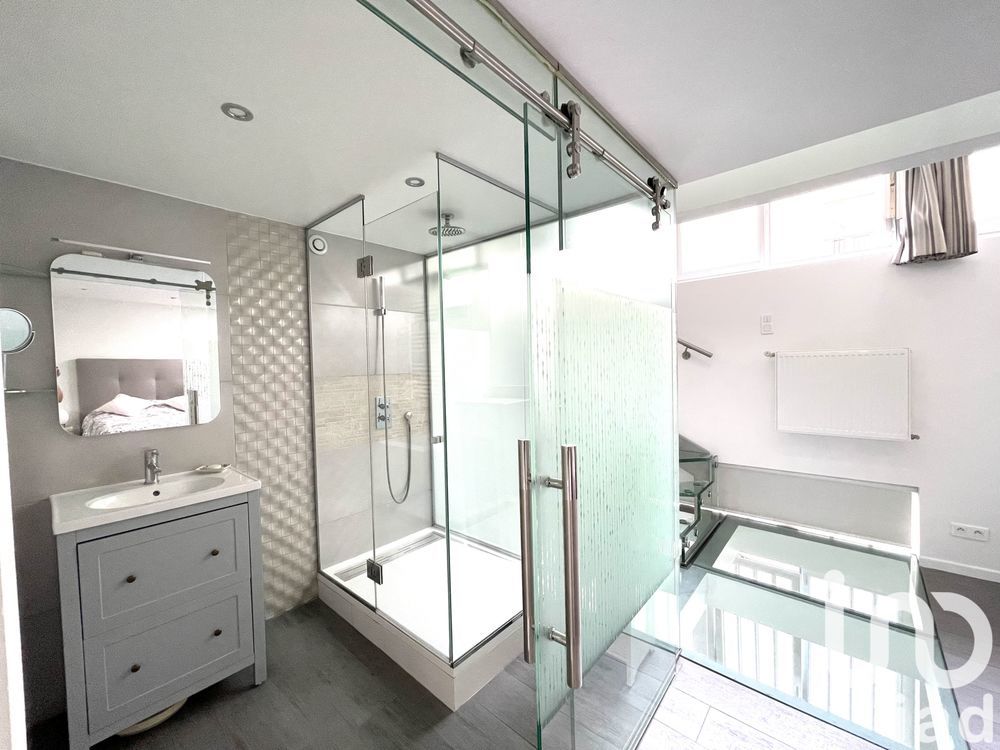 � vendre  Appartement Paris 3