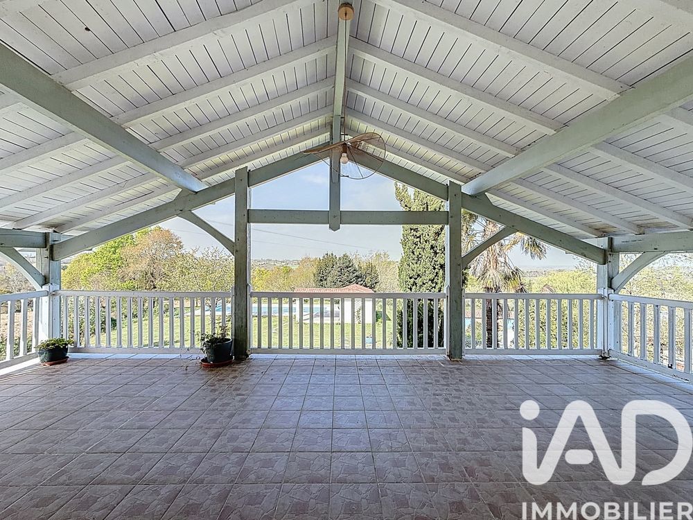 � vendre  Maison Lahosse (40250)