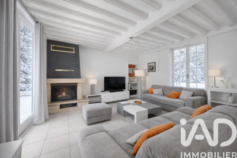   Vente Maison traditionnelle 4 pi�ces Maison - 4 pi�ce(s) - 130 m�