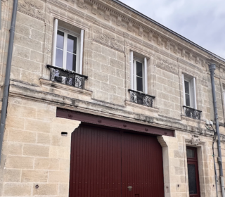  Immeuble � vendre 309 m�