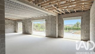  Maison � vendre 4 pi�ces 819 m�