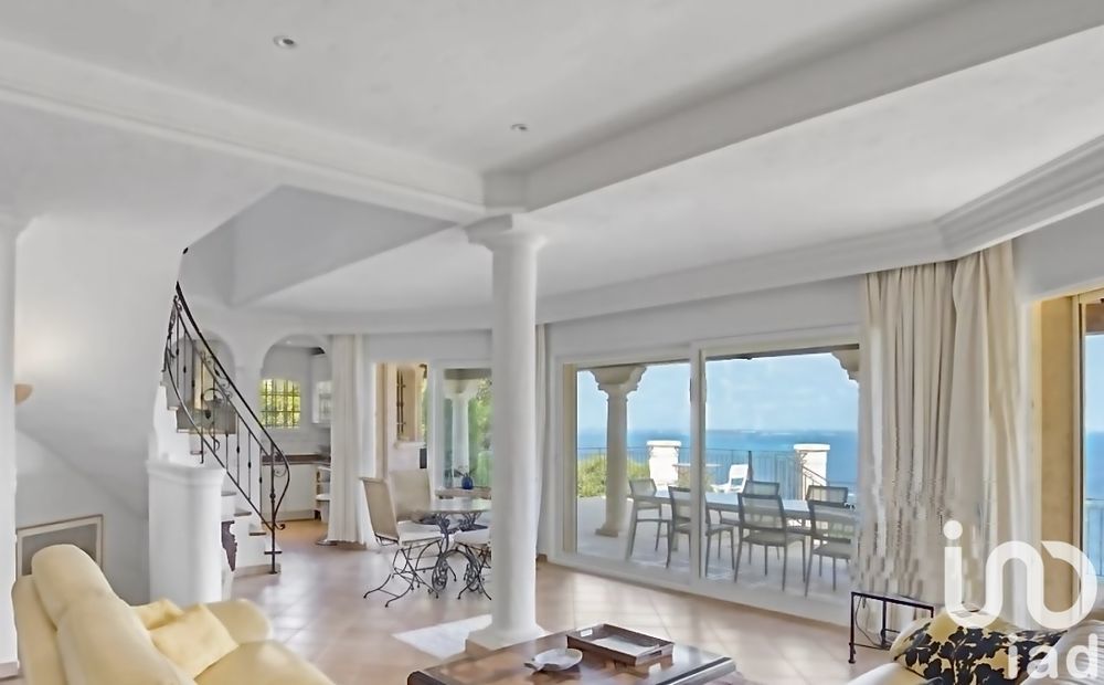 � vendre  Maison Th�oule-sur-Mer (06590)