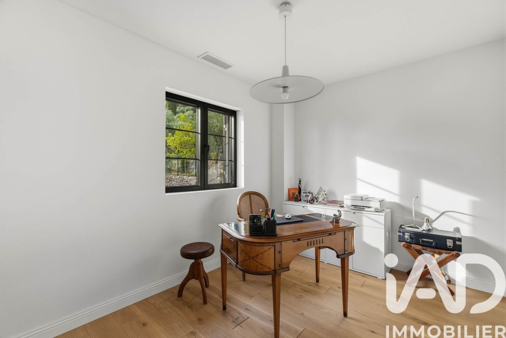 � vendre  Villa Sp�rac�des (06530)