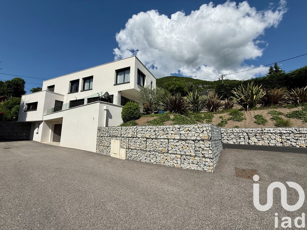 � vendre  Villa Saint-Alban-Leysse (73230)