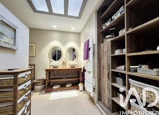  Maison � vendre 6 pi�ces 244 m�