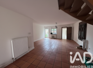  Appartement � louer 5 pi�ces 130 m�