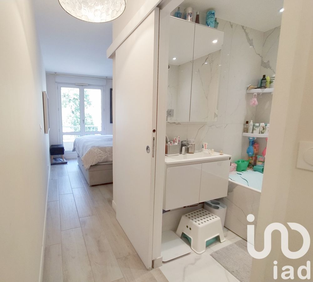 � vendre  Appartement Issy-les-Moulineaux (92130)