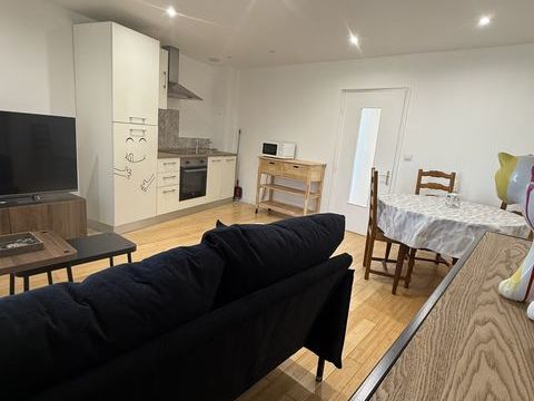   Location Appartement 3 pi�ces Appartement - 3 pi�ce(s) - 50 m�