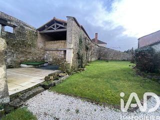  Maison � vendre 12 pi�ces 296 m�