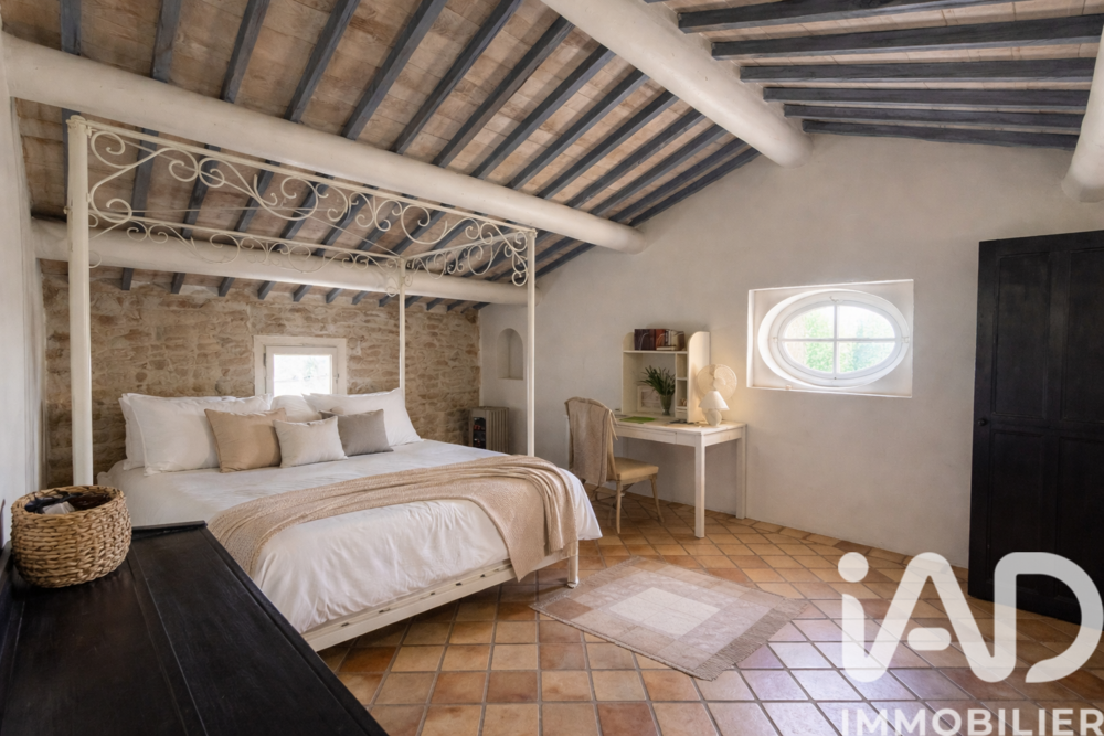 � vendre  Maison Pernes-les-Fontaines (84210)