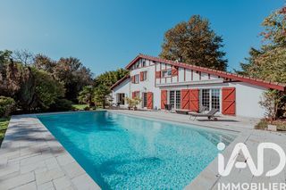  Maison � vendre 6 pi�ces 229 m�