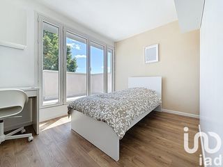  Appartement � louer 6 pi�ces 77 m� �vry