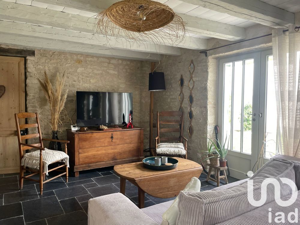 � vendre  Maison Saint-Martin-de-R� (17410)