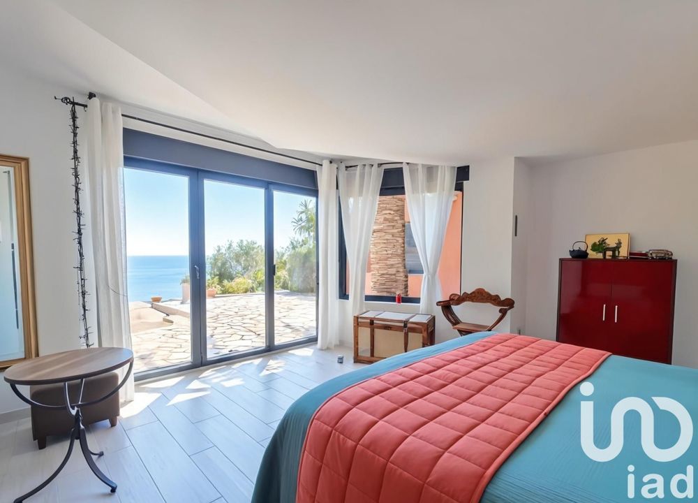 � vendre  Maison Saint-Rapha�l (83700)