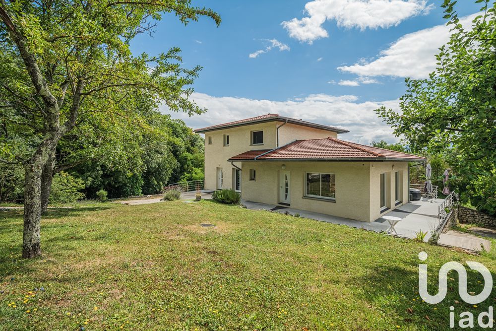 � vendre  Maison Claix (38640)