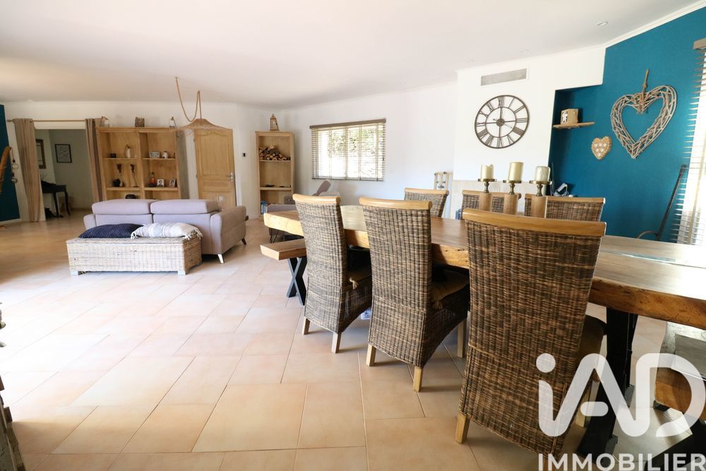 � vendre  Maison N�oules (83136)