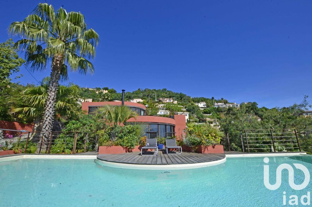 � vendre  Villa Mandelieu-la-Napoule (06210)