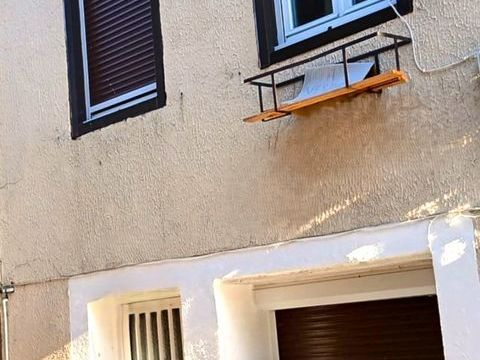   Vente Maison de village 4 pi�ces Maison - 4 pi�ce(s) - 79 m�