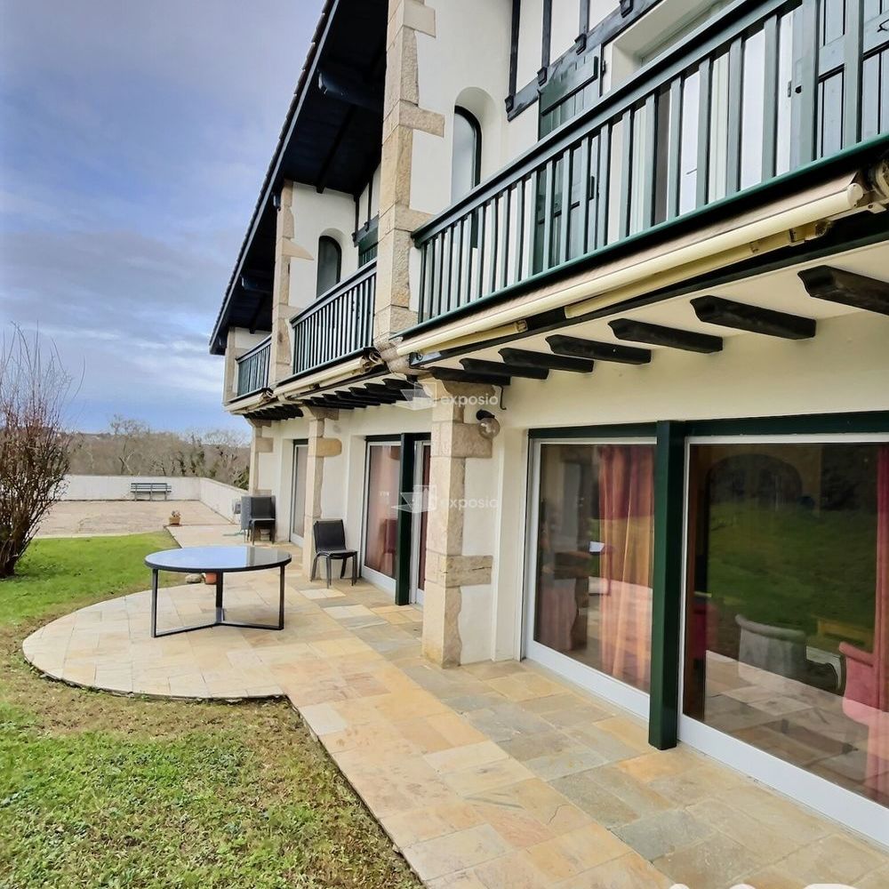 � vendre  Villa Urrugne (64122)