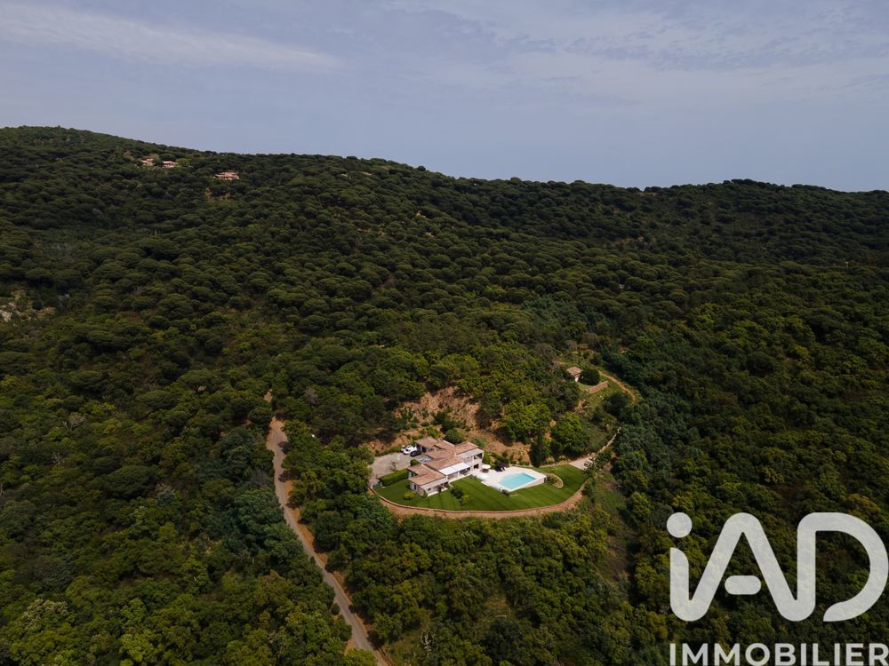 � vendre  Maison La Croix-Valmer (83420)