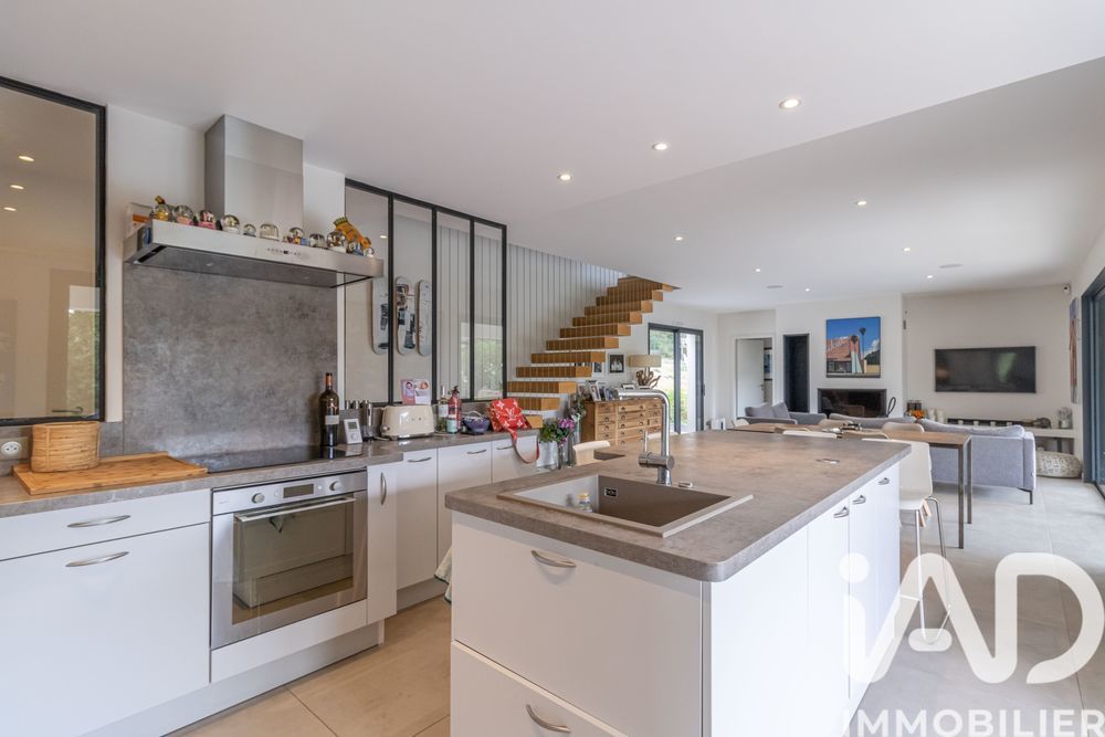 � vendre  Villa Grimaud (83310)