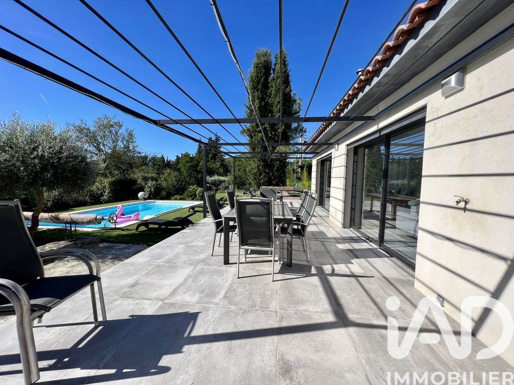 � vendre  Maison Saint-Zacharie (83640)