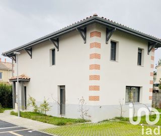  Maison 5 pi�ces 142 m� Villenave-d'ornon