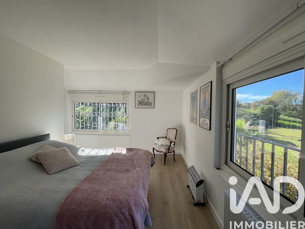 � vendre  Maison Urt (64240)