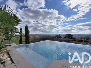  Villa � vendre 7 pi�ces 210 m�