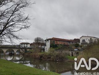  Immeuble � vendre 786 m�