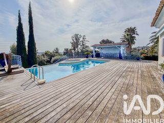  Maison � vendre 5 pi�ces 214 m�