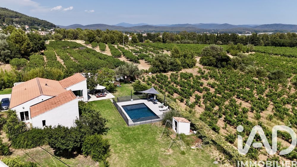 � vendre  Villa La Farl�de (83210)