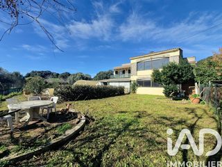  Maison � vendre 9 pi�ces 300 m�