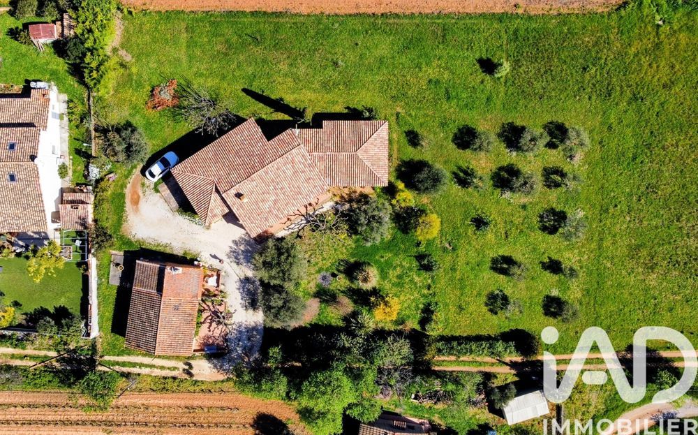 � vendre  Maison Saint-Cyr-sur-Mer (83270)