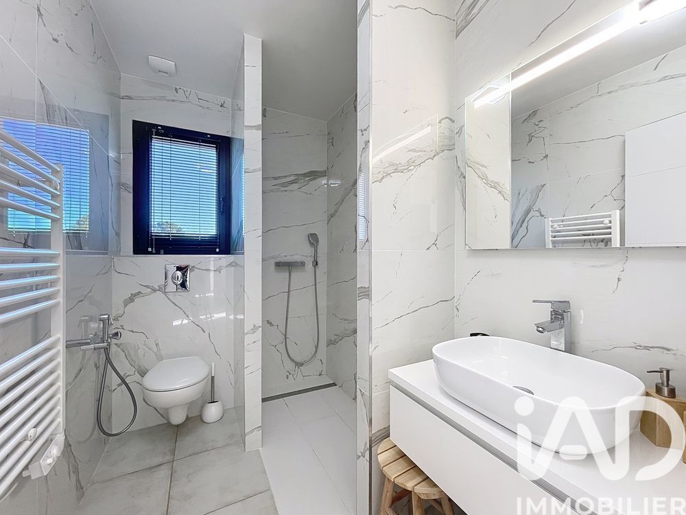 � vendre  Maison Bagnols-en-For�t (83600)