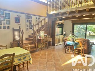  Maison � vendre 8 pi�ces 214 m�