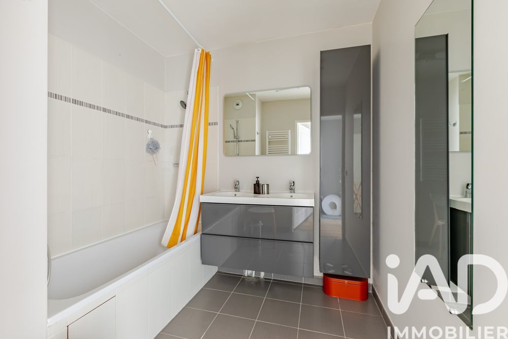 � vendre  Appartement Issy-les-Moulineaux (92130)