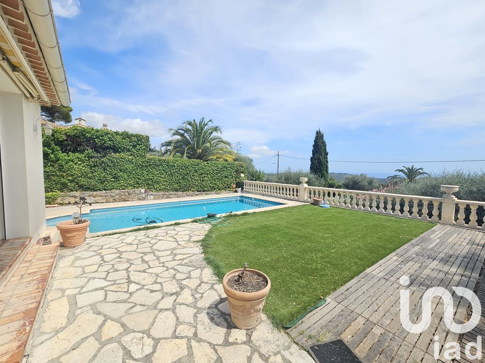 � vendre  Maison Tourrettes-sur-Loup (06140)