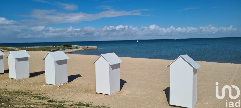 � vendre  Maison Saint-Martin-de-R� (17410)